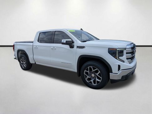 Used 2022 GMC Sierra 1500 SLE AWD/4WD image 1