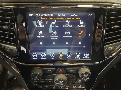 Used 2019 Jeep Grand Cherokee Limited w/ Luxury Group II image 25