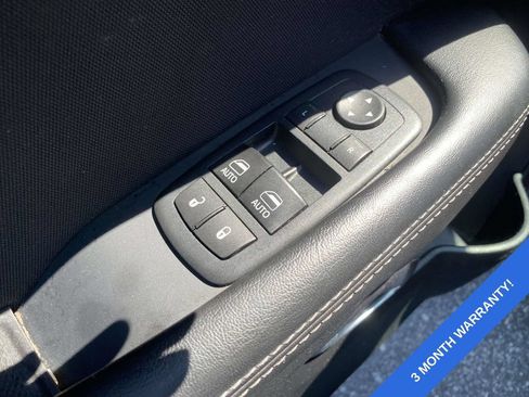 Used 2017 Dodge Challenger SXT RWD image 16
