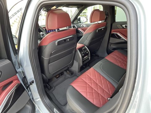 New 2026 BMW X6 xDrive40i w/ Executive Package image 24