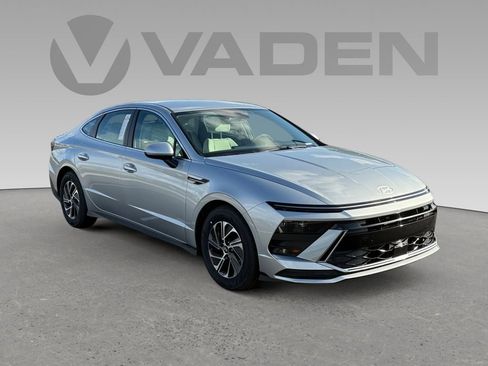 New 2026 Hyundai Sonata Blue FWD image 1