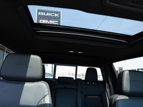Used 2024 GMC Sierra 2500 AT4 w/ AT4 Premium Plus Package AWD/4WD image 32