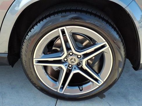 Certified 2026 Mercedes-Benz GLS 450 4MATIC image 24