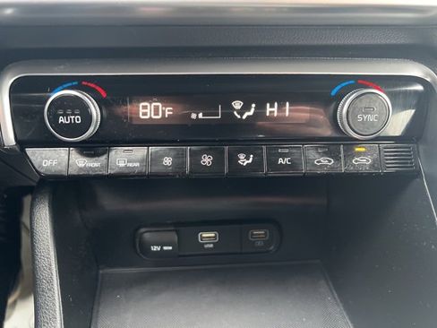 Used 2022 Kia K5 GT-Line image 12