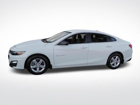 Certified 2022 Chevrolet Malibu LS w/ LPO, Convenience Package 1 FWD image 4