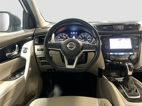 Used 2022 Nissan Rogue Sport SL image 22