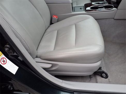 Used 2012 Toyota Camry XLE image 84