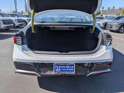New 2026 Hyundai Sonata SEL FWD image 32