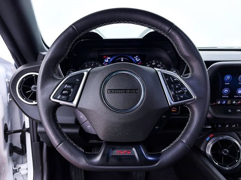 Used 2020 Chevrolet Camaro SS RWD image 27