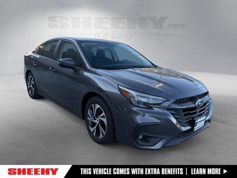 Certified 2025 Subaru Legacy Premium AWD/4WD image 1
