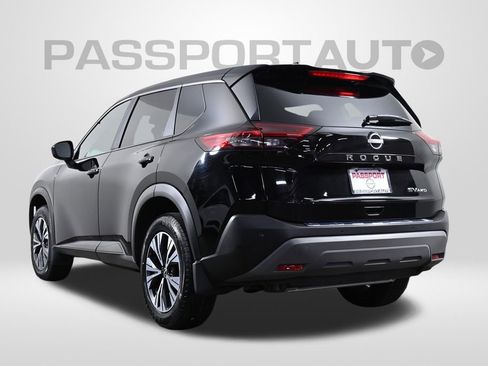 Used 2023 Nissan Rogue SV image 7