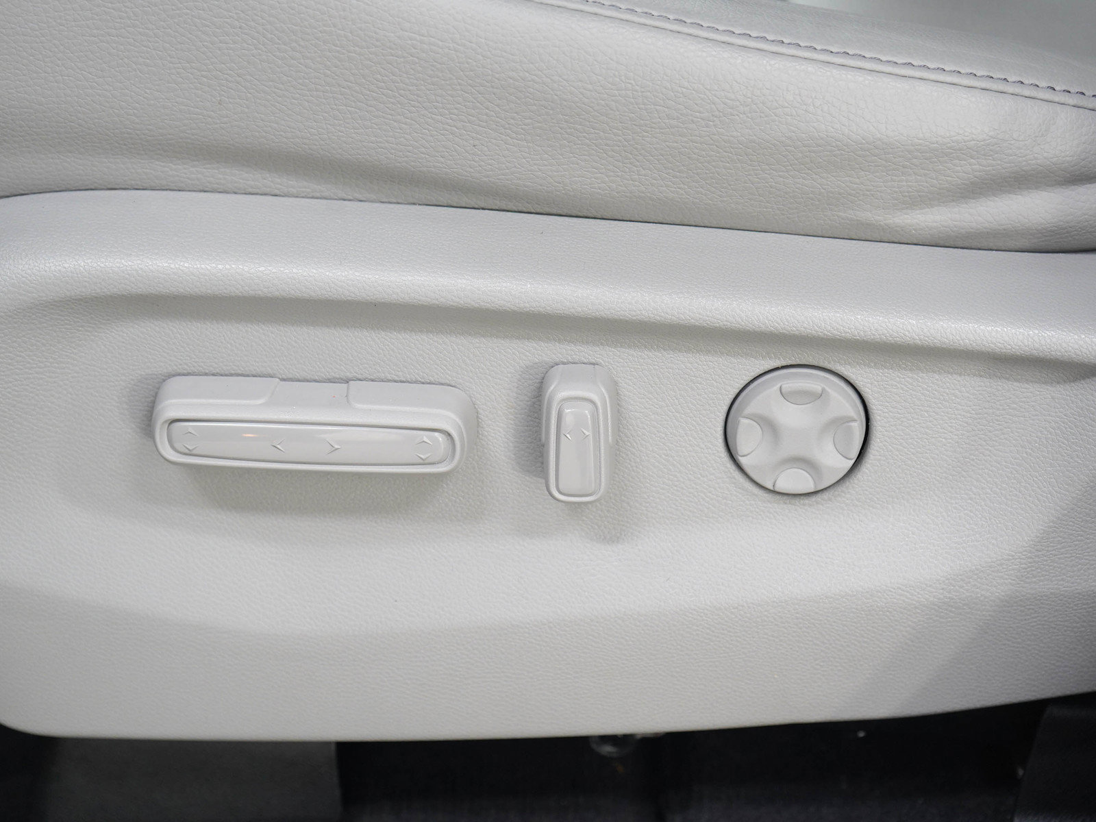 Used 2024 Honda Odyssey EX-L image 24