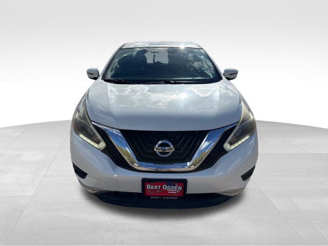 Used 2018 Nissan Murano S FWD image 2
