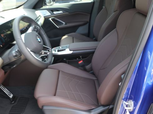 Certified 2025 BMW X1 xDrive28i w/ Technology Package image 15