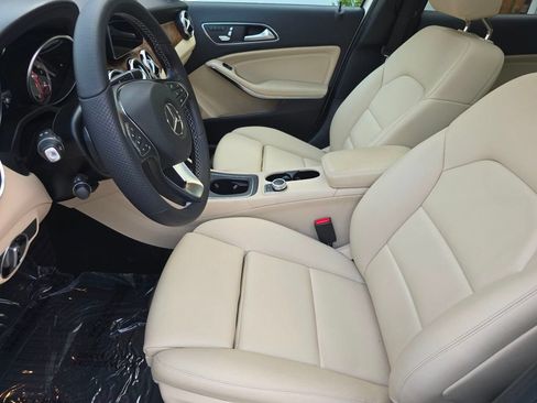 Used 2020 Mercedes-Benz GLA 250 4MATIC image 8