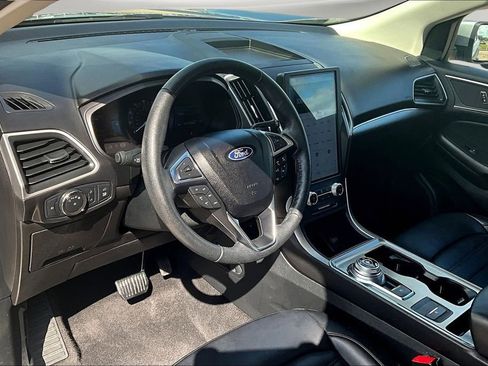 Used 2022 Ford Edge SEL w/ Convenience Package image 19