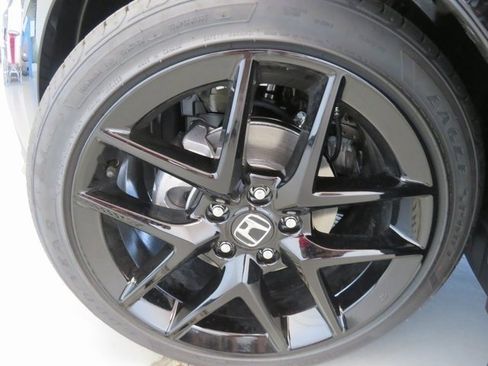 Used 2024 Honda Civic Sport image 28