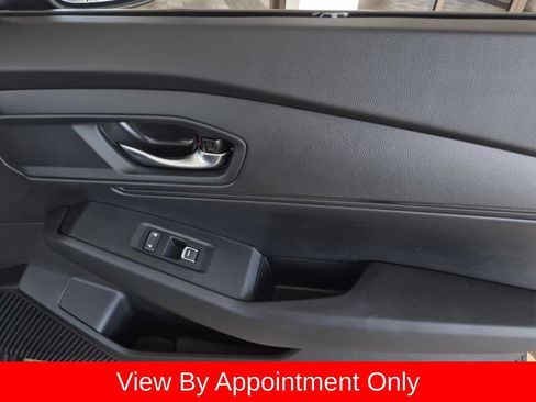Used 2025 Honda Accord LX image 27