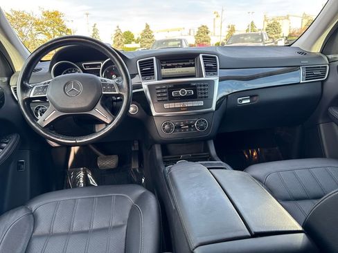 Used 2016 Mercedes-Benz GL 320 BlueTEC 4MATIC image 12