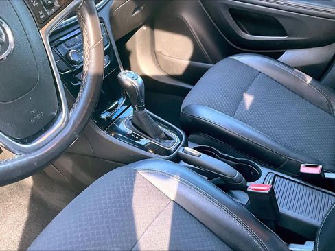 Used 2018 Buick Encore Preferred image 14