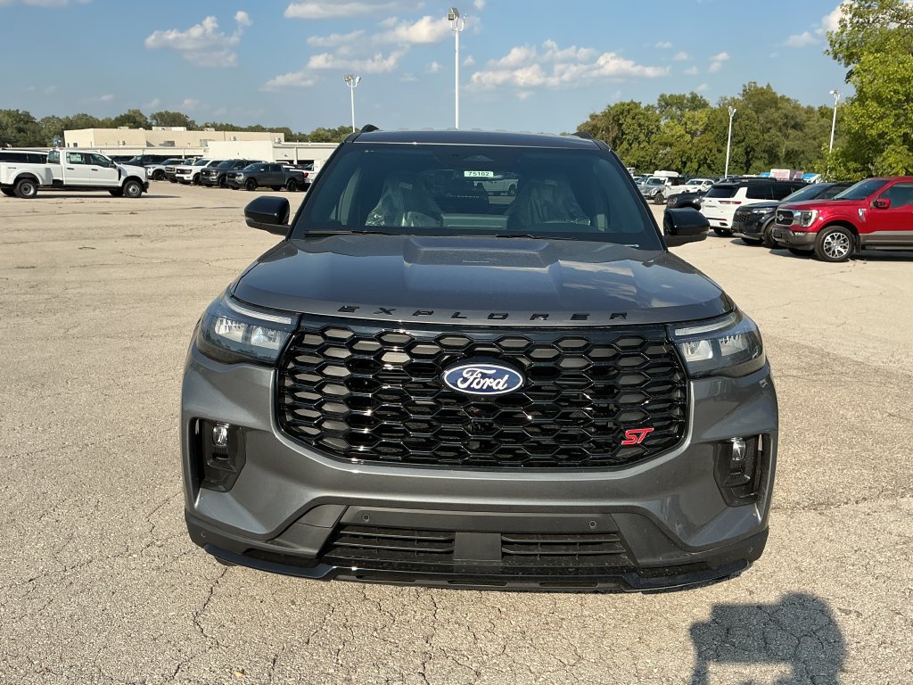 New 2027 Ford Explorer ST AWD/4WD image 8