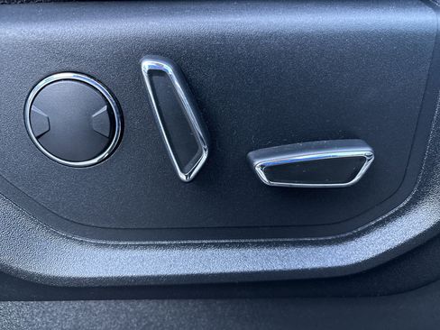 Used 2017 Ford F150 Lariat w/ Equipment Group 501A Mid image 27