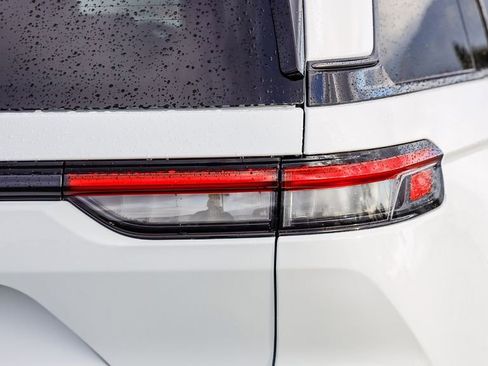 New 2026 Jeep Grand Cherokee Limited AWD/4WD image 10
