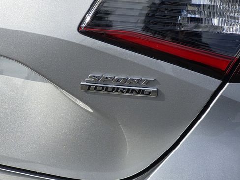 Used 2024 Honda Civic Sport Touring image 10