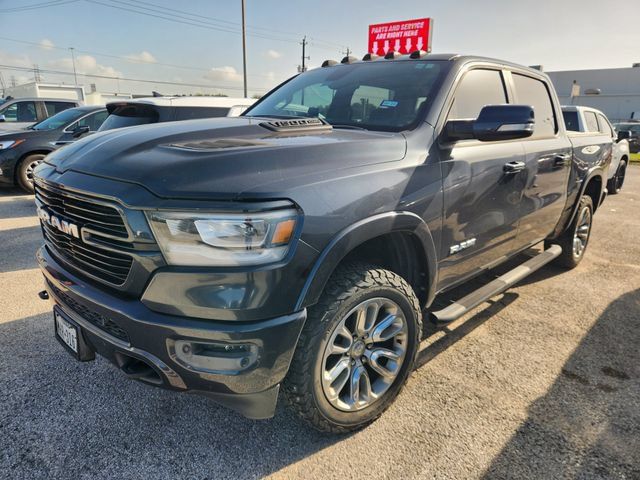 Used 2019 RAM 1500 Laramie AWD/4WD image 2