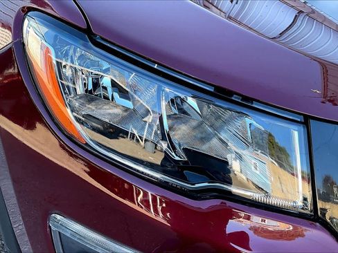 Used 2021 Jeep Compass Trailhawk image 26