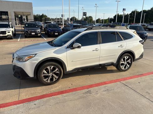 Used 2021 Subaru Outback Limited AWD/4WD image 2