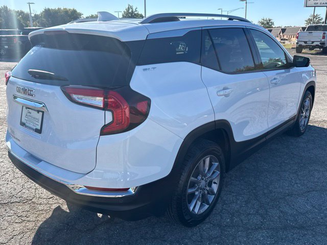 Certified 2022 GMC Terrain SLT w/ Infotainment Package II FWD image 5