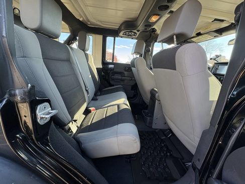 Used 2007 Jeep Wrangler Unlimited X AWD/4WD image 23