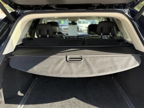 Used 2017 Cadillac XT5 Luxury w/ Driver Awareness Package image 10