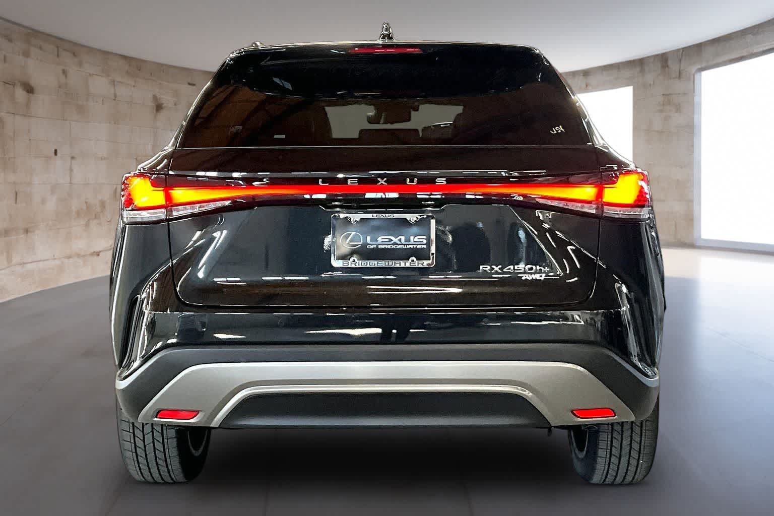 New 2026 Lexus RX 450h AWD image 4