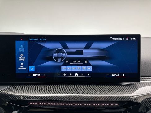 Used 2025 BMW M3 Competition AWD/4WD image 24