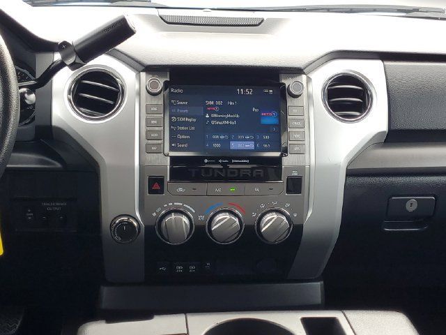 Used 2021 Toyota Tundra SR5 AWD/4WD image 32