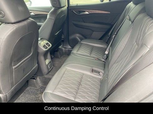 Used 2021 Buick Envision Avenir w/ Technology Package II image 16