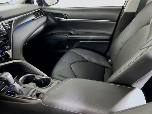 Used 2021 Toyota Camry XSE image 21