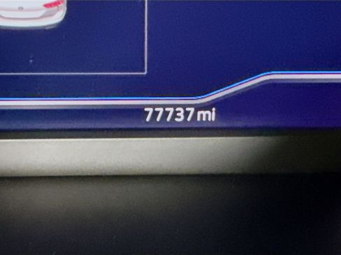 Used 2024 Volkswagen Tiguan SEL R-Line image 16