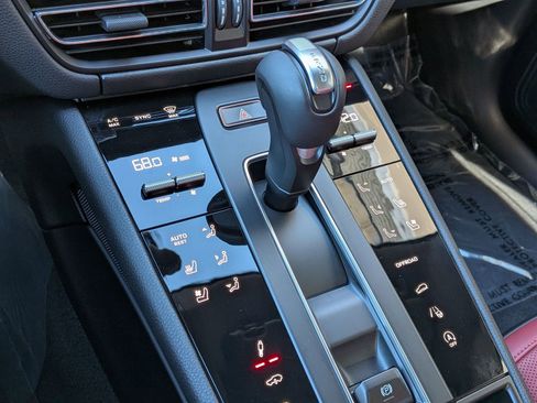 New 2026 Porsche Macan GTS image 23