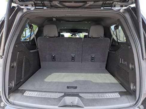 Certified 2025 GMC Yukon XL Denali AWD/4WD image 12