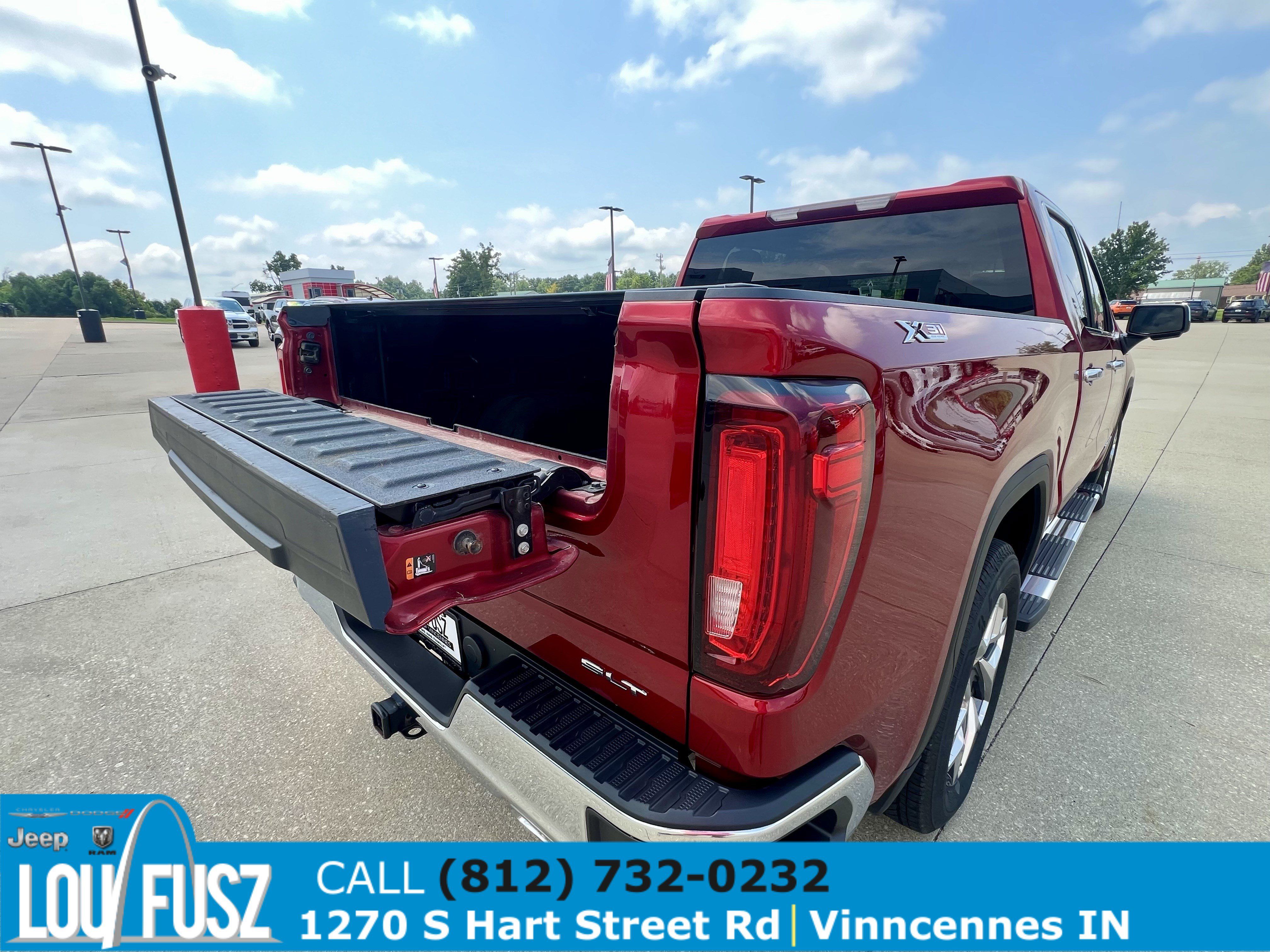 Used 2022 GMC Sierra 1500 SLT AWD/4WD image 18