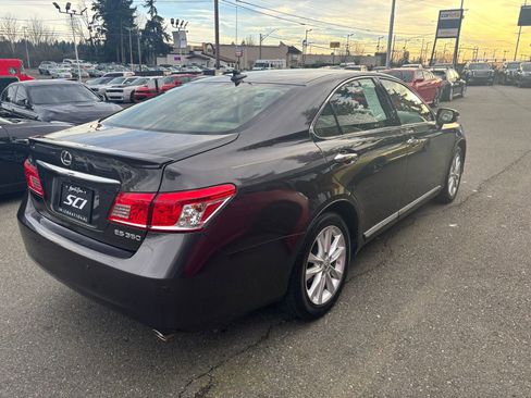Used 2011 Lexus ES 350 image 3