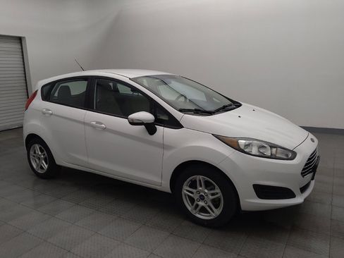 Used 2018 Ford Fiesta SE w/ Cold Weather Package FWD image 11