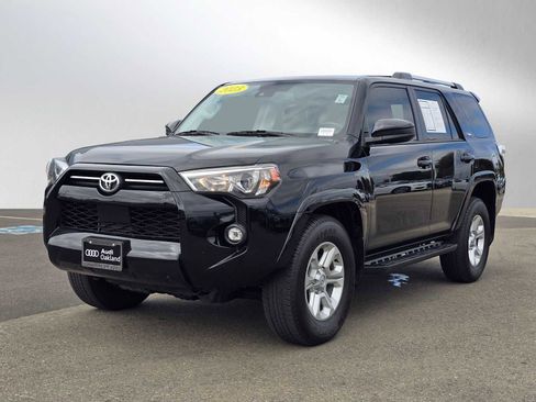Used 2023 Toyota 4Runner SR5 image 41