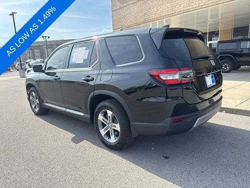 Certified 2025 Honda Pilot EX-L image 2