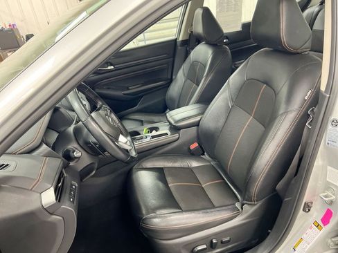 Used 2020 Nissan Altima 2.0 SR image 19