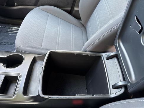 Used 2019 Kia Sorento L FWD image 33