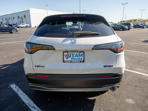 New 2026 Honda HR-V Sport image 5